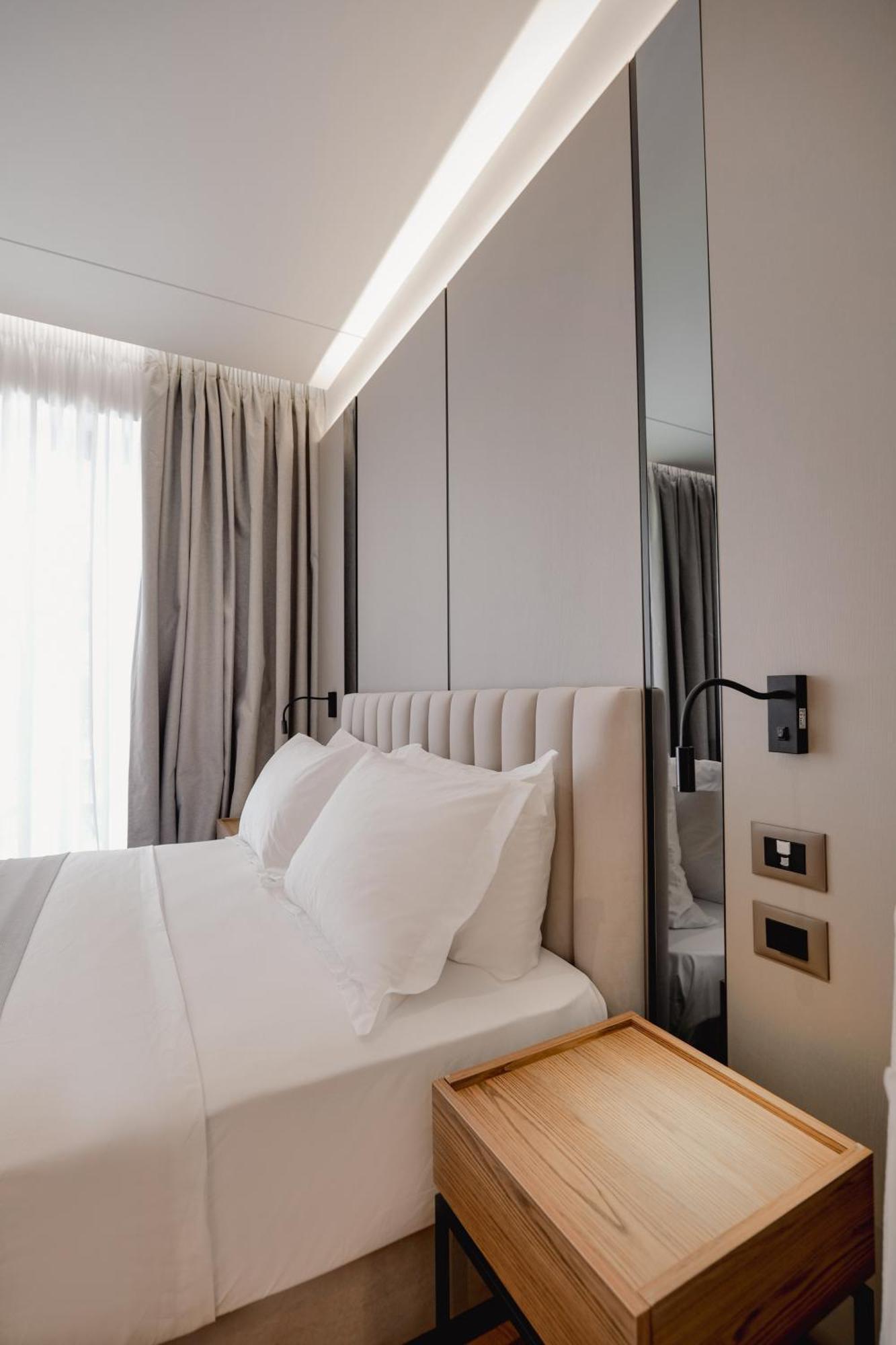 Jost Caravel Hotel Radhime Luaran gambar