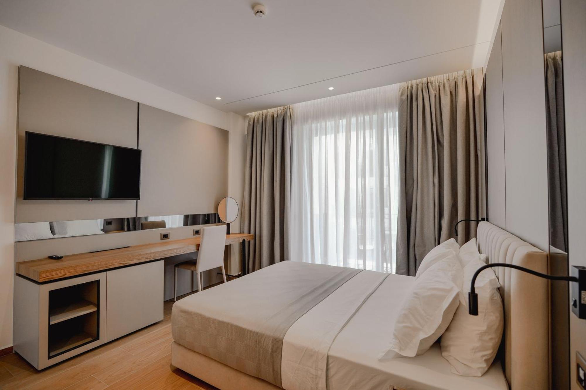 Jost Caravel Hotel Radhime Luaran gambar