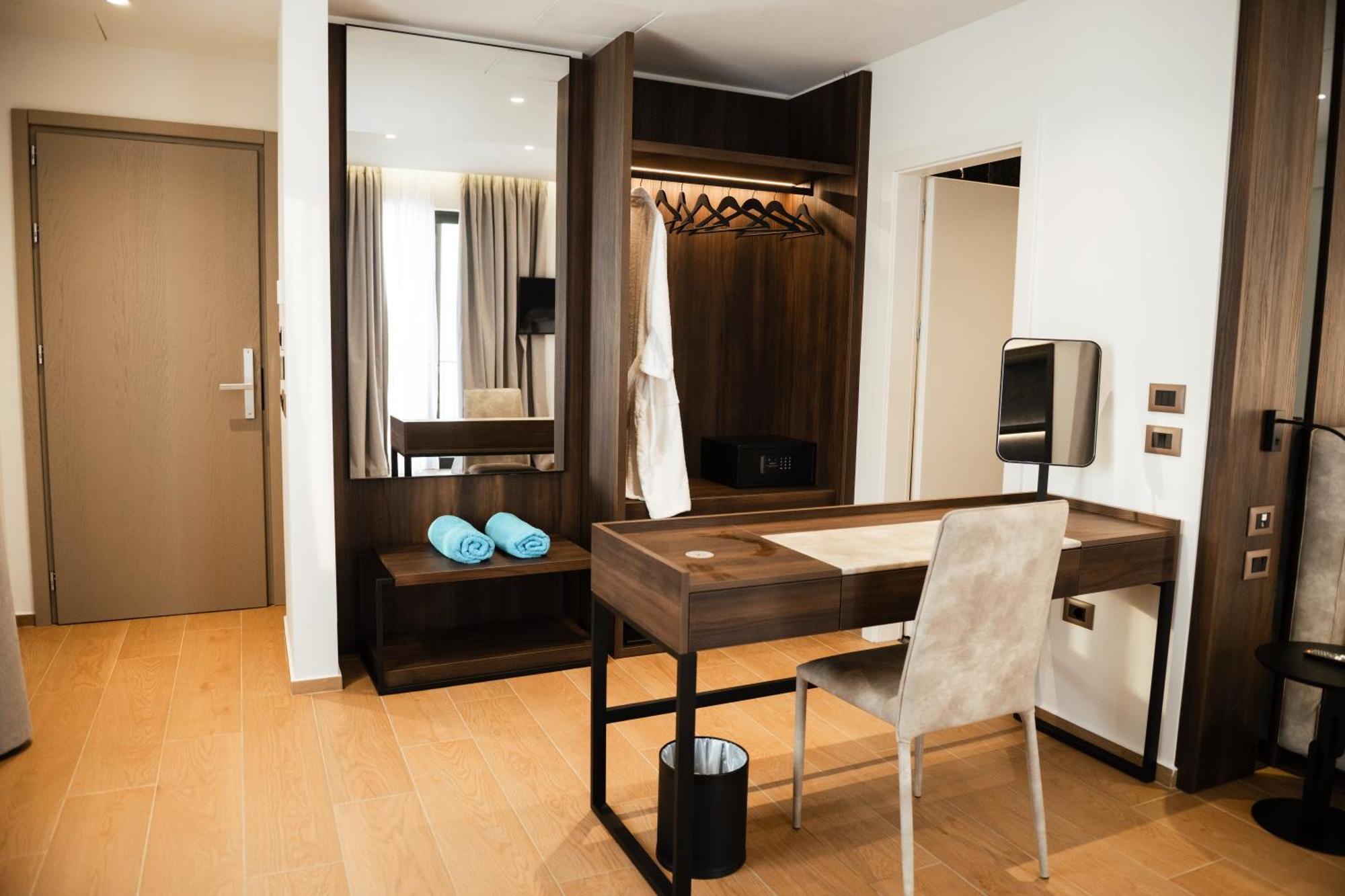 Jost Caravel Hotel Radhime Luaran gambar