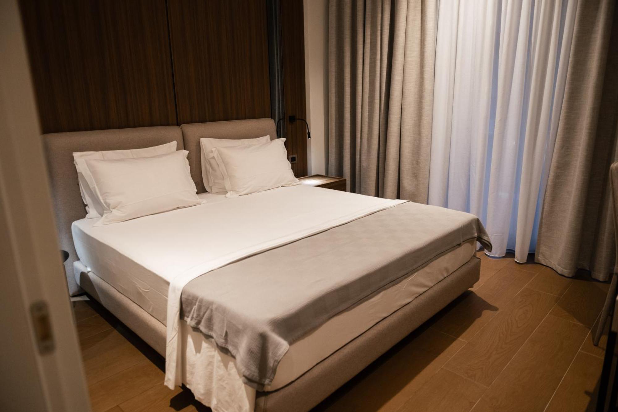 Jost Caravel Hotel Radhime Luaran gambar