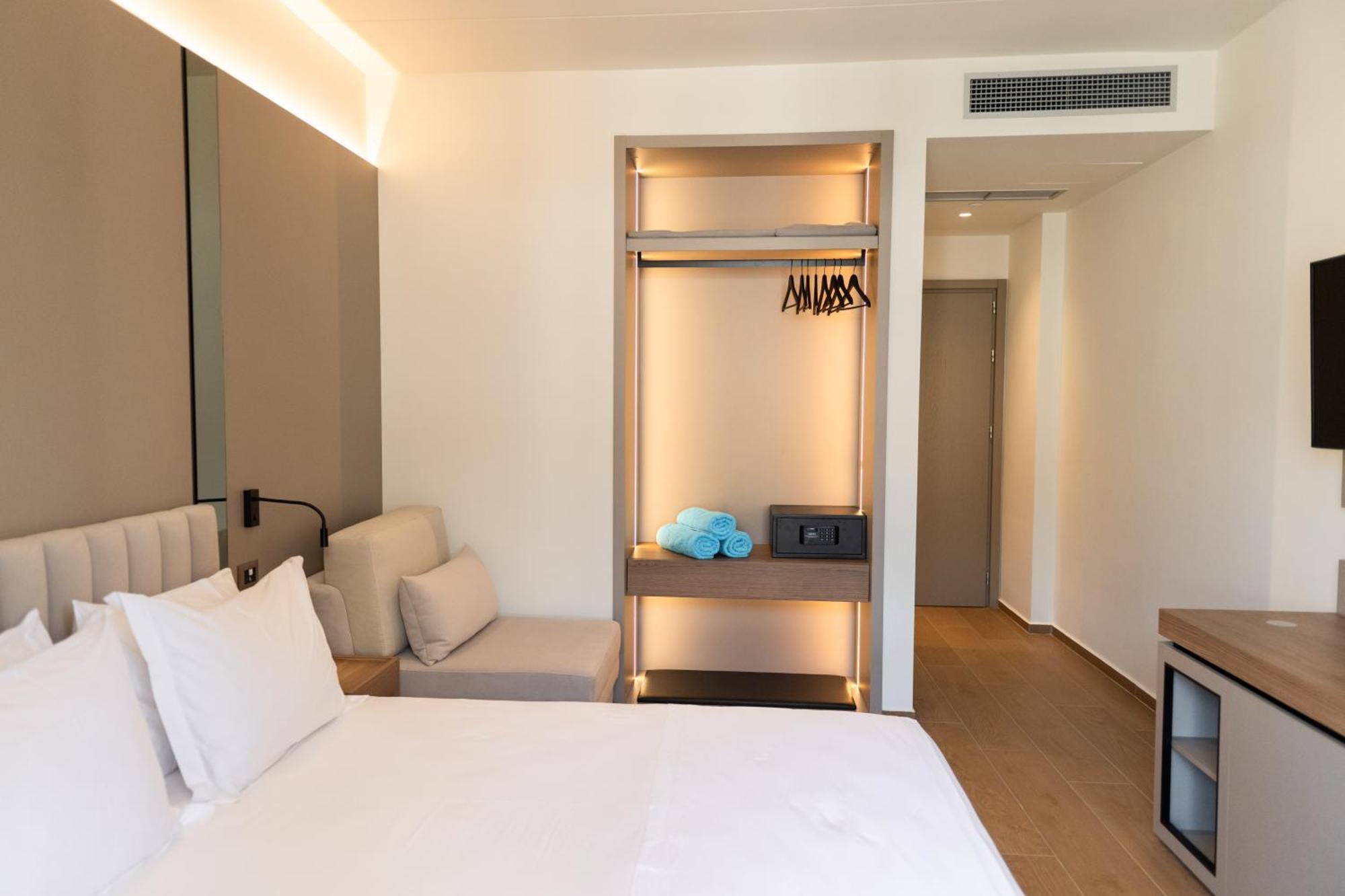 Jost Caravel Hotel Radhime Luaran gambar
