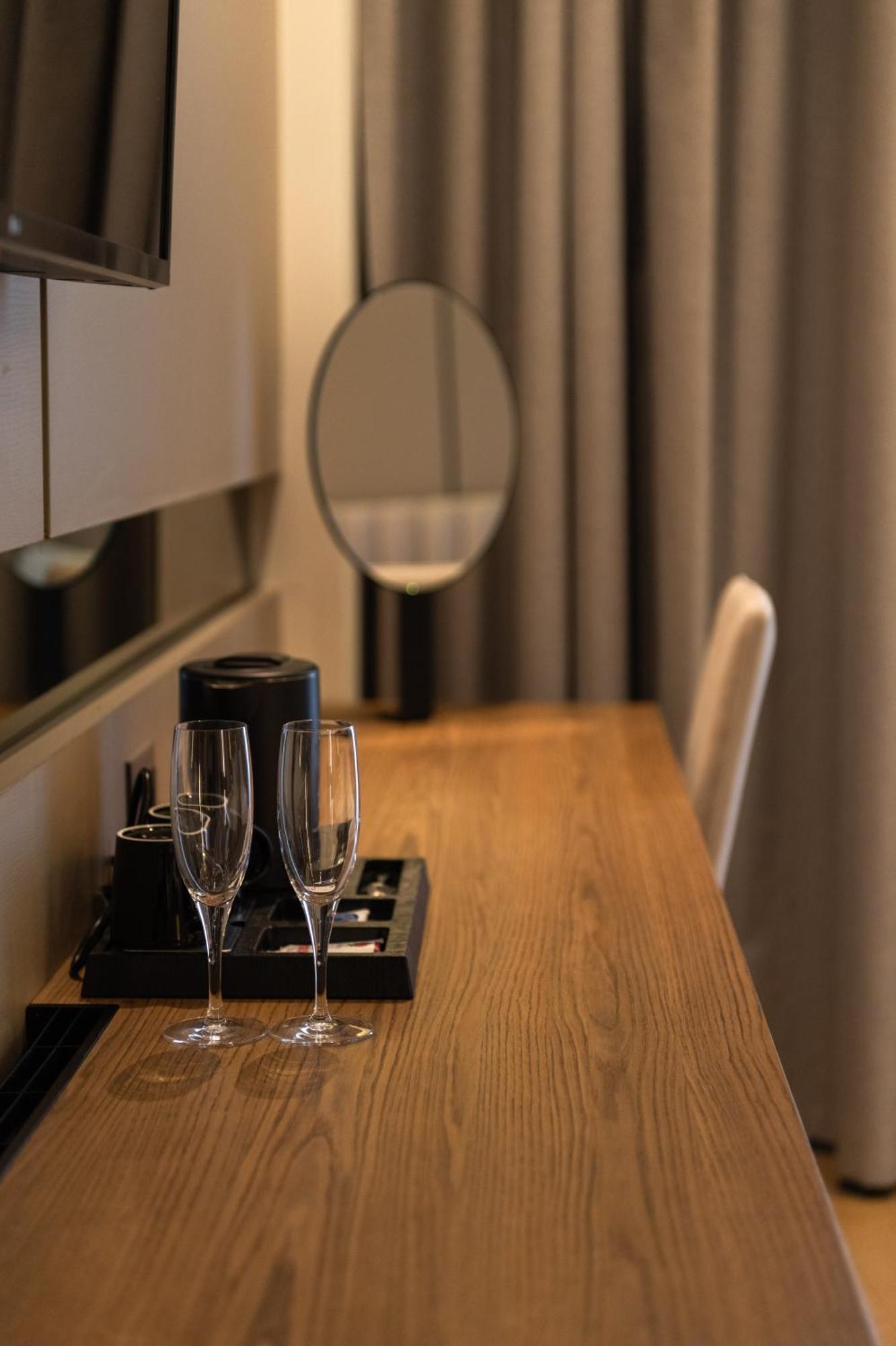 Jost Caravel Hotel Radhime Luaran gambar