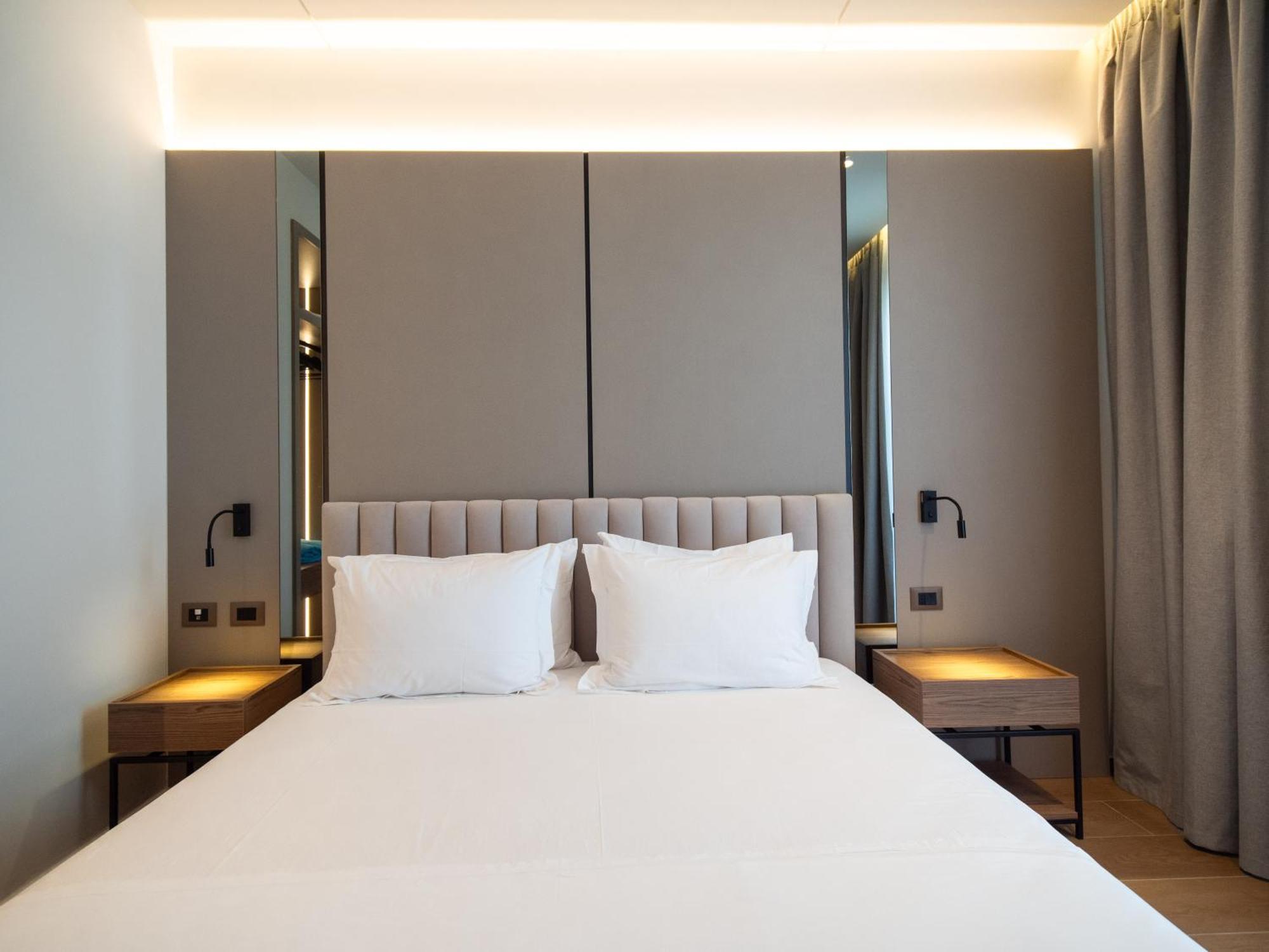 Jost Caravel Hotel Radhime Luaran gambar