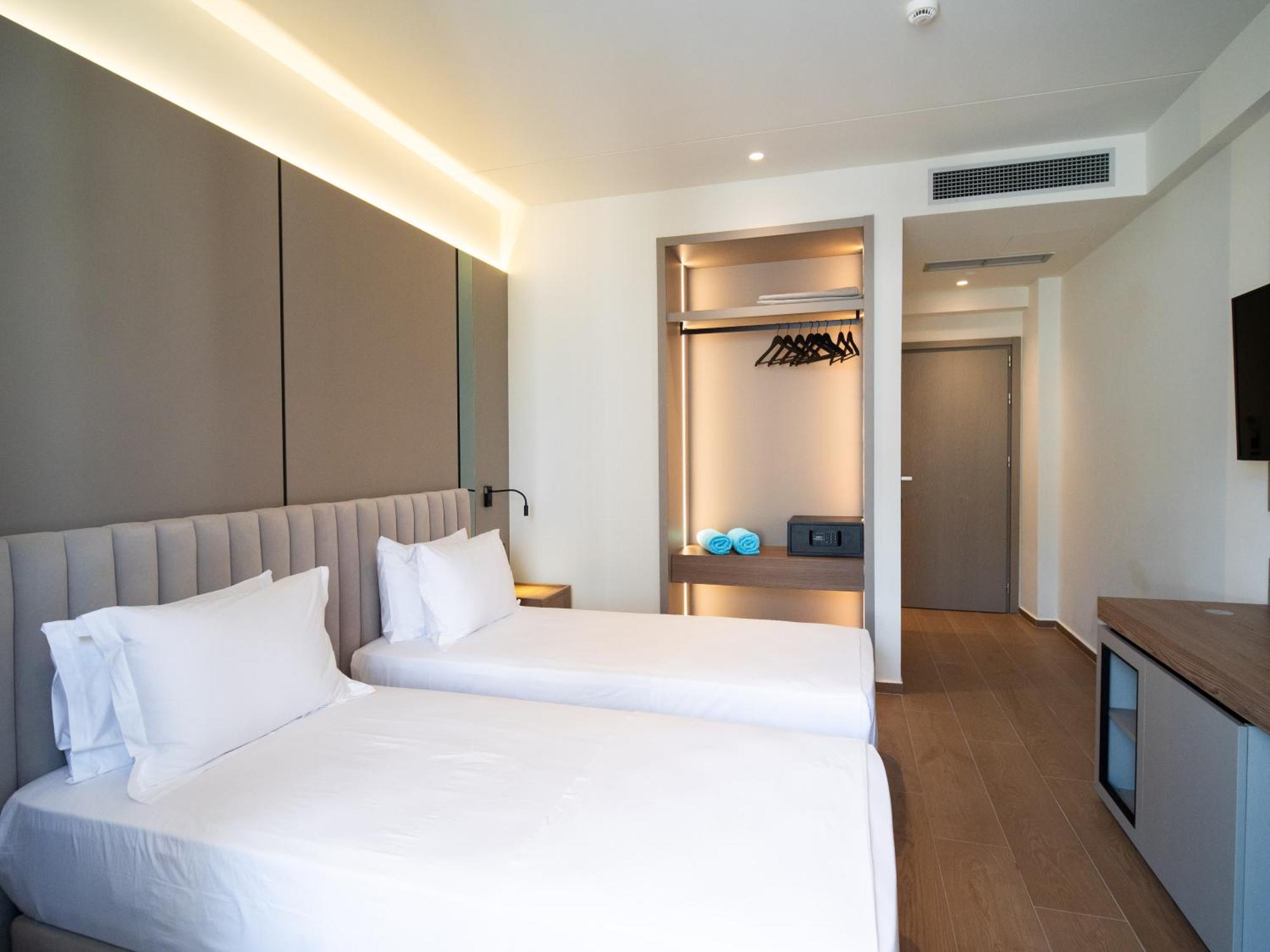 Jost Caravel Hotel Radhime Luaran gambar